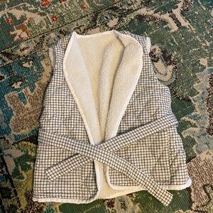 Sunday Up size small vest- black and white with tie front